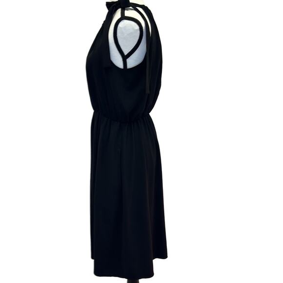 ⚫️Theory Black Halter Dress with Shoulder Tie & Pockets ⚫️ - Picture 3 of 8